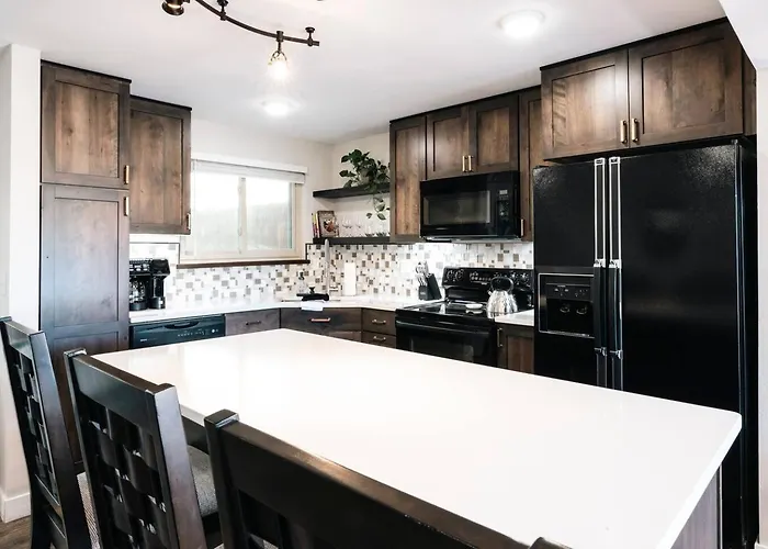Pet-friendly Townhouse Creekside Walk * Sheridan