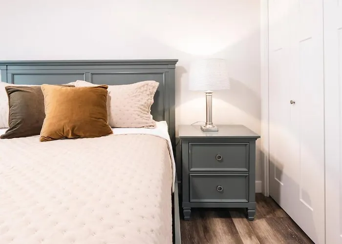 Pet-friendly Townhouse Creekside Walk *