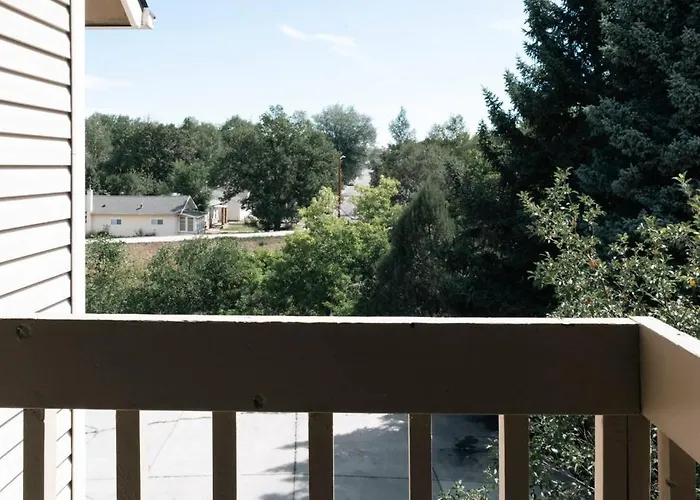 Pet-friendly Townhouse Creekside Walk Sheridan