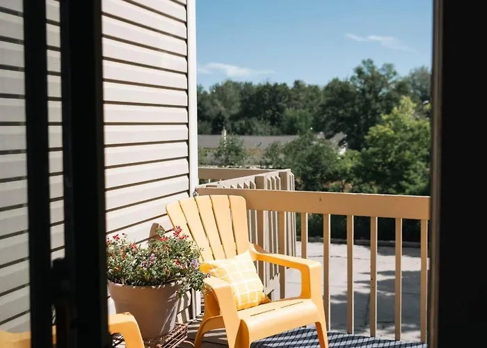 Pet-friendly Townhouse Creekside Walk Holiday home Sheridan
