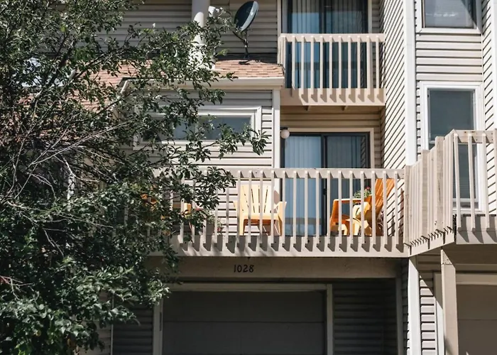 Pet-friendly Townhouse Creekside Walk * Sheridan